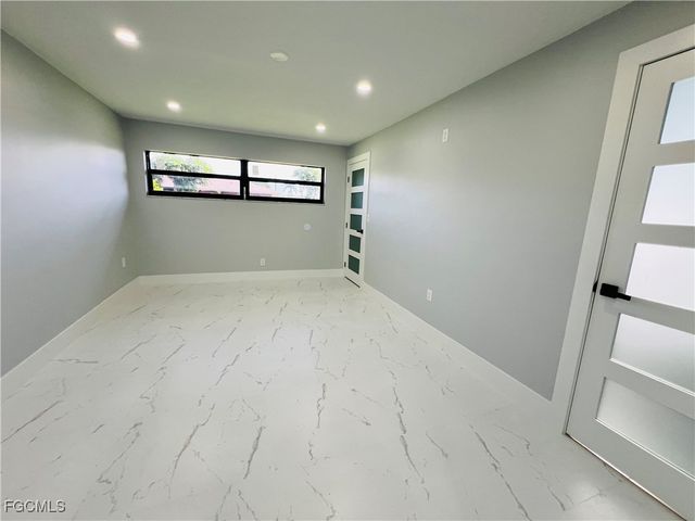 235 SE 44th ST, Cape Coral, FL 33904
