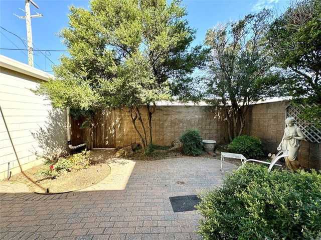 506 W Chickasha Avenue, Chickasha, OK 73018