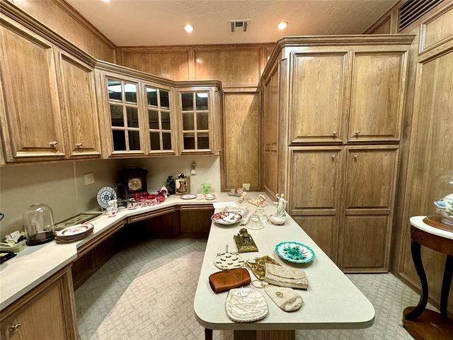 506 W Chickasha Avenue, Chickasha, OK 73018