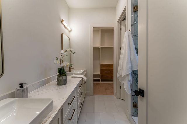 2001 Lucille Street, Dallas, TX 75204