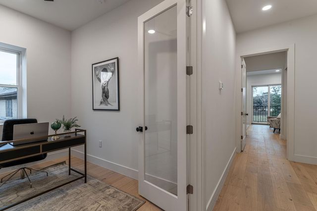 2001 Lucille Street, Dallas, TX 75204