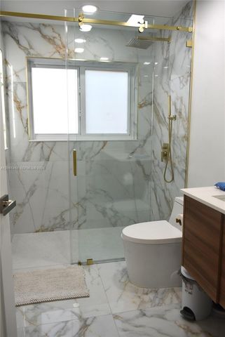 6810 NW 28th Place, Margate, FL 33063