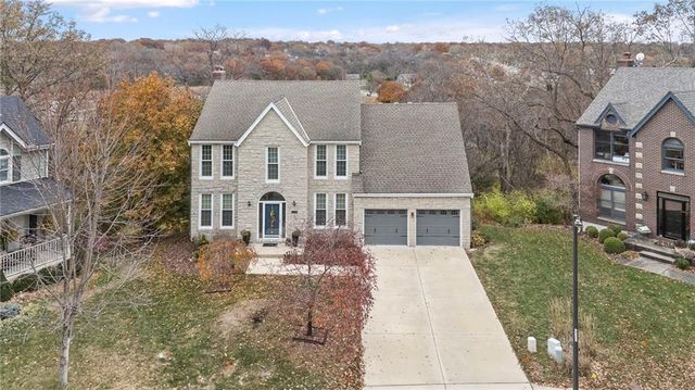 7729 ACUFF Lane, Lenexa, KS 66216