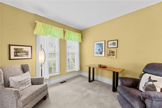 7729 ACUFF Lane, Lenexa, KS 66216