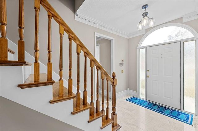 7729 ACUFF Lane, Lenexa, KS 66216