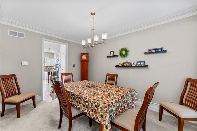 7729 ACUFF Lane, Lenexa, KS 66216