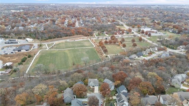 7729 ACUFF Lane, Lenexa, KS 66216