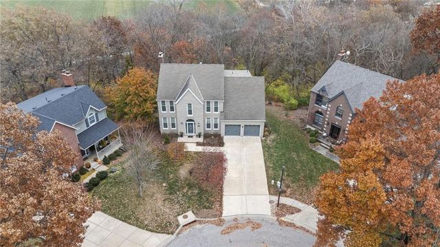 7729 ACUFF Lane, Lenexa, KS 66216