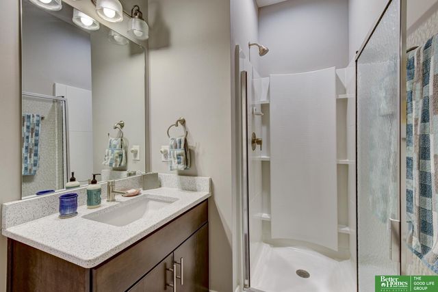 3111 Mayberry Plaza, Omaha, NE 68105