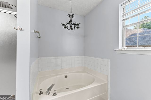 11765 Fairway Overlook, Fayetteville, GA 30215