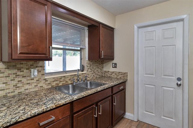 831 LAKESIDE DRIVE, Largo, FL 33778