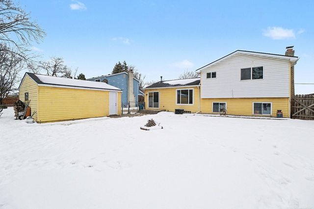 968 Trombley Drive, Troy, MI 48083