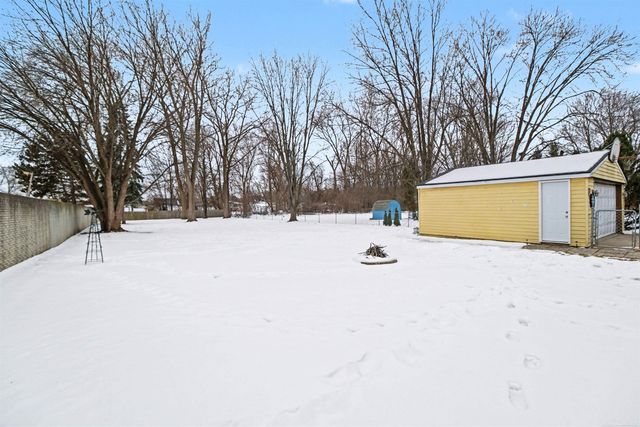 968 Trombley Drive, Troy, MI 48083