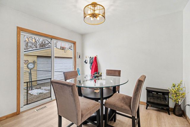 968 Trombley Drive, Troy, MI 48083