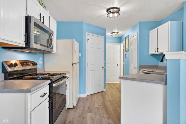 1216 Odell Lane, Greenwood, IN 46143