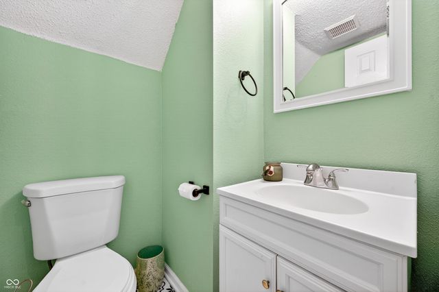 1216 Odell Lane, Greenwood, IN 46143