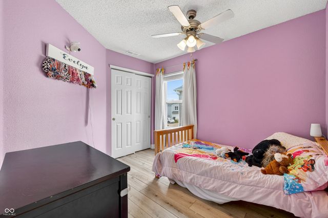 1216 Odell Lane, Greenwood, IN 46143