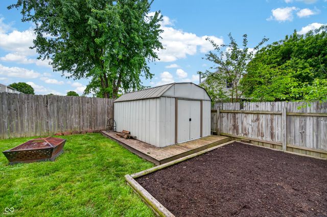 1216 Odell Lane, Greenwood, IN 46143