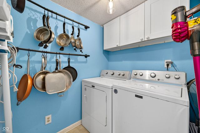 1216 Odell Lane, Greenwood, IN 46143