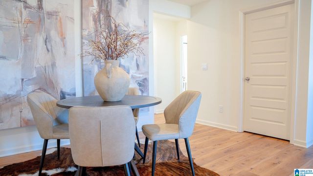 300 HALIFAX LANE, Chelsea, AL 35043