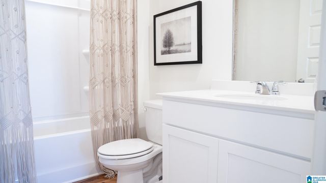 300 HALIFAX LANE, Chelsea, AL 35043