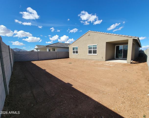 37445 W SAN ILDEFANSO Avenue, Maricopa, AZ 85138