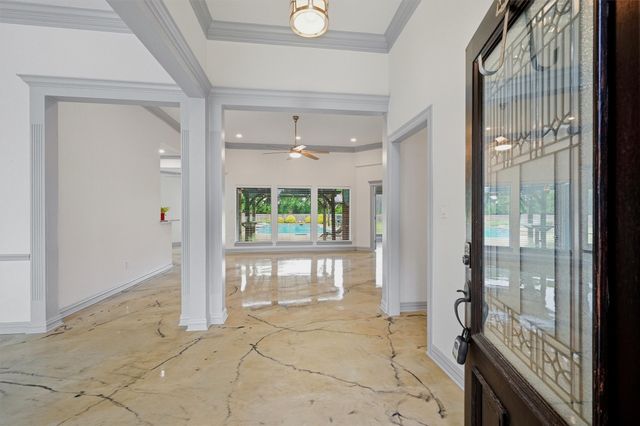 3111 Briarcliff Circle, Gainesville, TX 76240