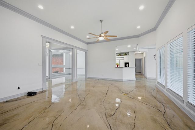 3111 Briarcliff Circle, Gainesville, TX 76240