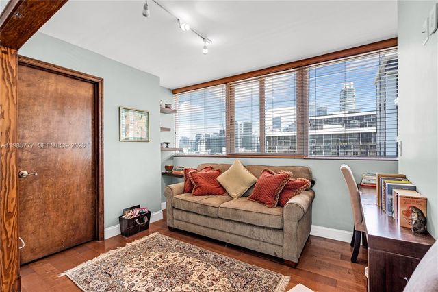 2025 Brickell Ave 1703, Miami, FL 33129