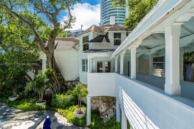 2025 Brickell Ave 1703, Miami, FL 33129