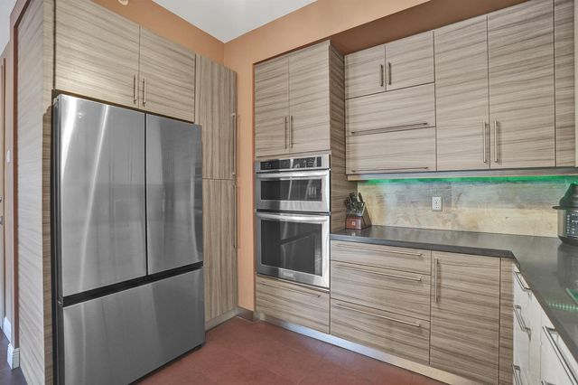 2617 NE 14th Avenue 304, Wilton Manors, FL 33334