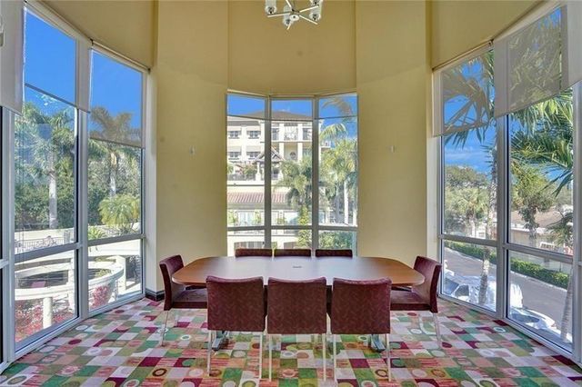 2617 NE 14th Avenue 304, Wilton Manors, FL 33334