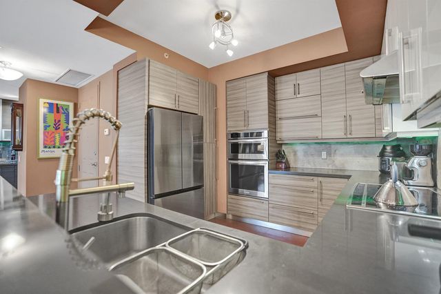 2617 NE 14th Avenue 304, Wilton Manors, FL 33334