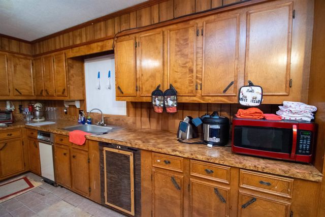 417 Leona Street, Morgan City, LA 70380