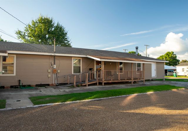 417 Leona Street, Morgan City, LA 70380