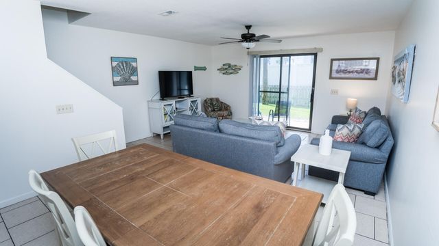 6215 Thomas Drive UNIT 107, Panama City Beach, FL 32408