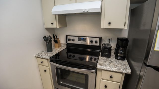 6215 Thomas Drive UNIT 107, Panama City Beach, FL 32408