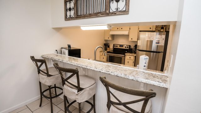 6215 Thomas Drive UNIT 107, Panama City Beach, FL 32408