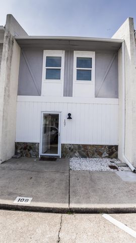 6215 Thomas Drive UNIT 107, Panama City Beach, FL 32408