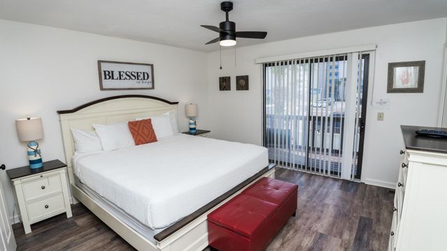 6215 Thomas Drive UNIT 107, Panama City Beach, FL 32408