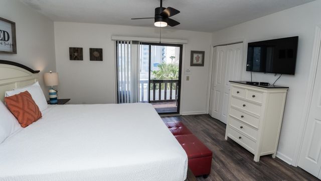 6215 Thomas Drive UNIT 107, Panama City Beach, FL 32408
