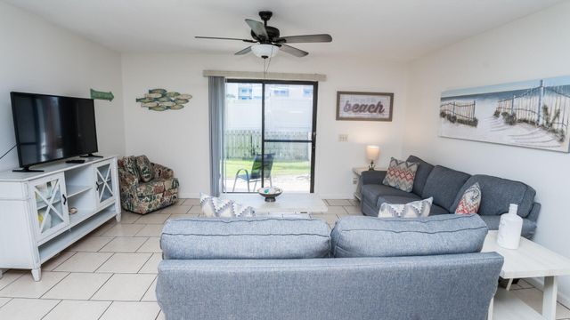 6215 Thomas Drive UNIT 107, Panama City Beach, FL 32408