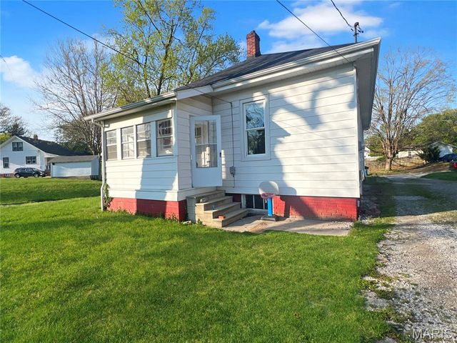 400 Rebecca Avenue, Collinsville, IL 62234