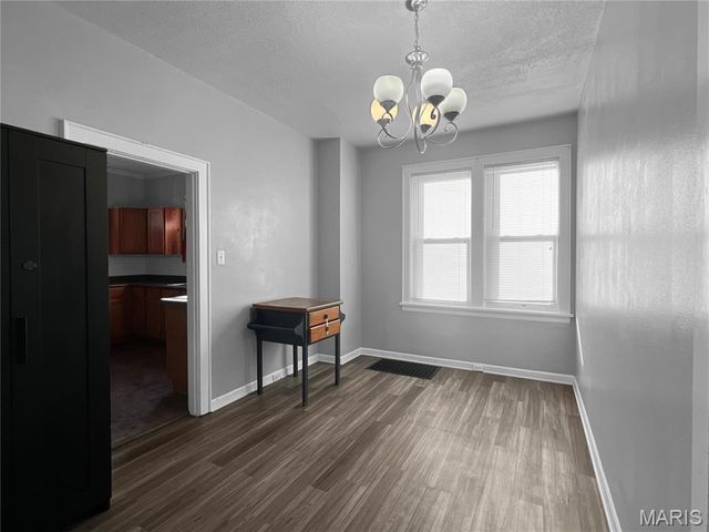 400 Rebecca Avenue, Collinsville, IL 62234