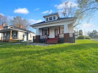 400 Rebecca Avenue, Collinsville, IL 62234