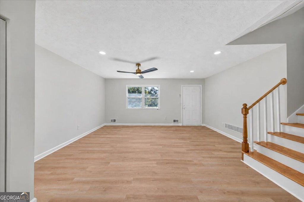 7977 Flanders Court, Jonesboro, GA 30238 — photo 4