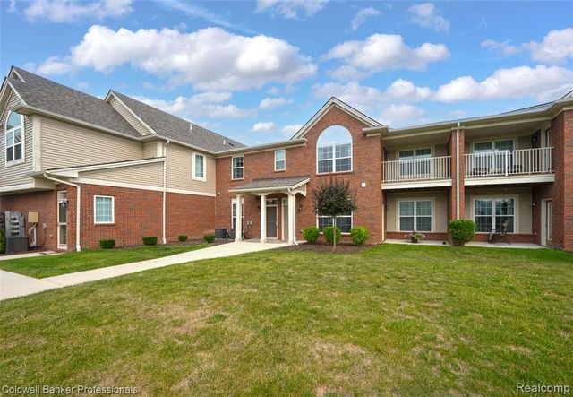 22026 Andover Drive, Macomb, MI 48042
