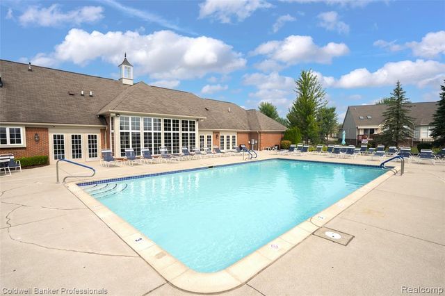 22026 Andover Drive, Macomb, MI 48042