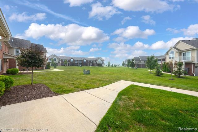 22026 Andover Drive, Macomb, MI 48042
