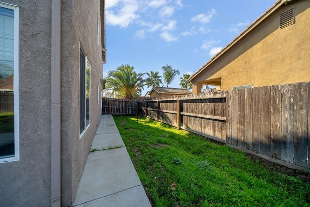 3929 Mira Sol Dr, Ceres, CA 95307